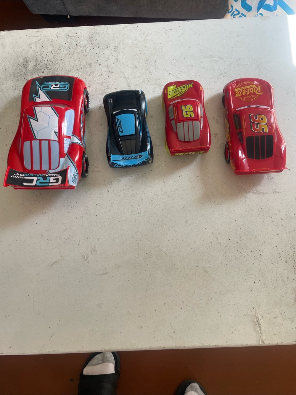 Disney Red & Black Lightning McQueen and Racer Toy Car Set - Pack of 4 - Picture 3 of 9